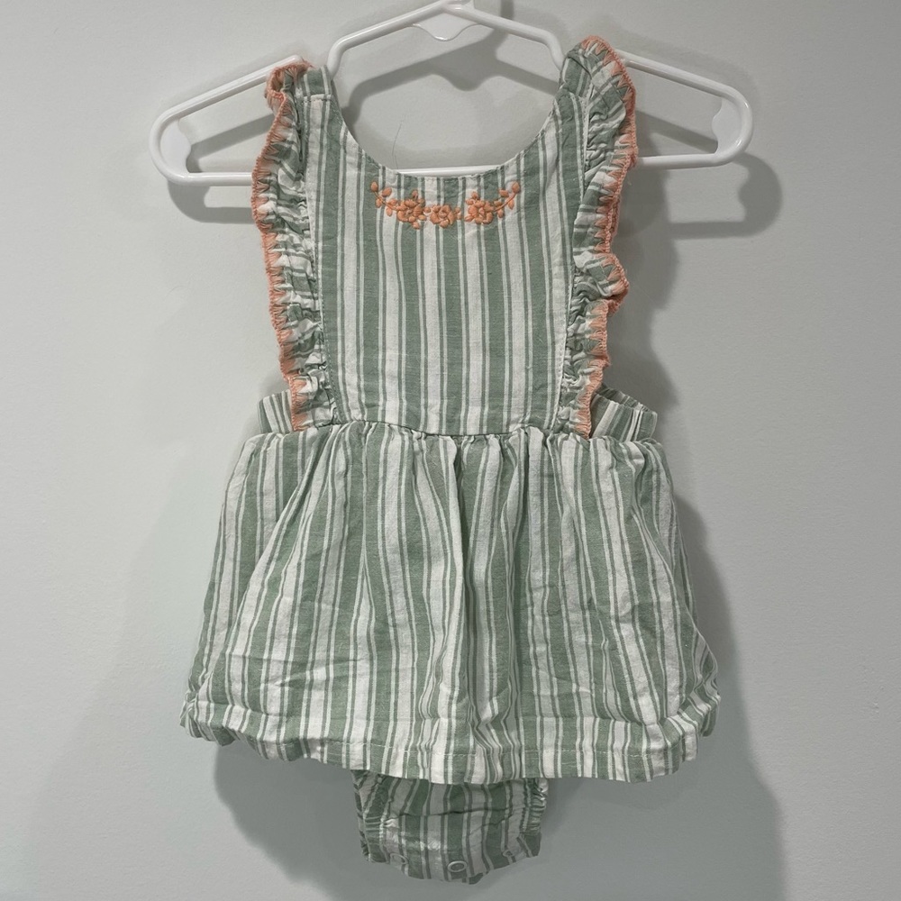 KIDS: Carter’s Just One You Baby Girls' Linen Striped Romper in Green - Picture 4 of 10